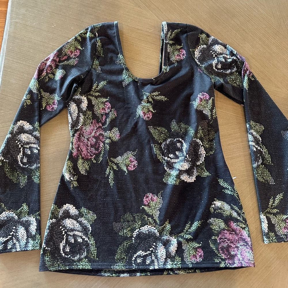 Lululemon top